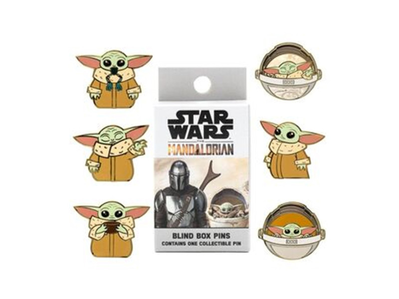 Caja sorpresa pin sello loungefly funko disney star wars the mandalorian grogu baby yoda mistery box